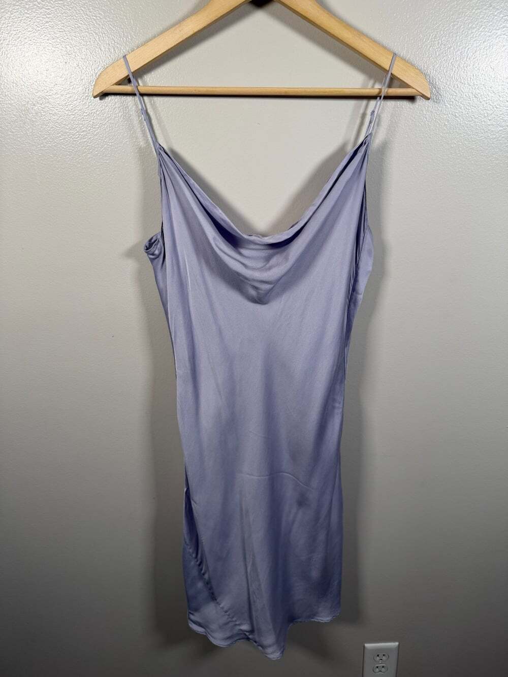 Vtg Victoria's Secret Y2K 100% Silk Cowl Neck Slip Dress Chemise Medium Purple